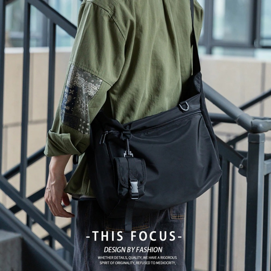 Crossbody Bag Men 20L Messenger Bag Men Shoulder Bag Outdoor Unisex Casual College Student Water Resistant Shoulder Bag